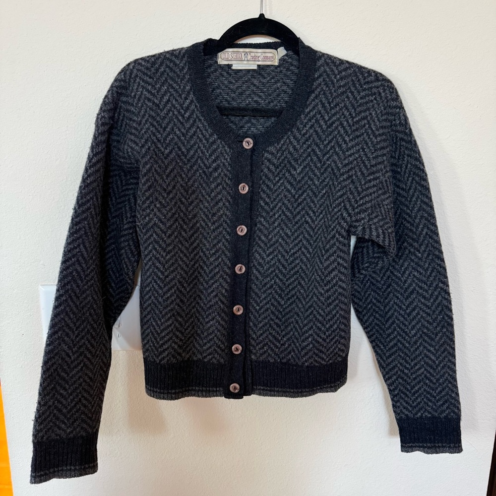 Women's Black and Gray Sweater